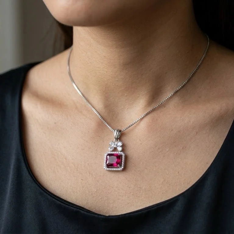 EBH00816 MSJ Bow Square Pendant - EBH