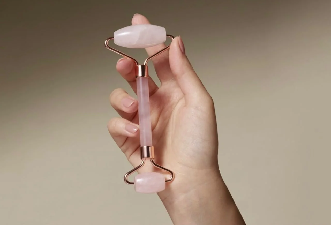 Natural Rose Quartz Gemstone Face Roller - Roller0