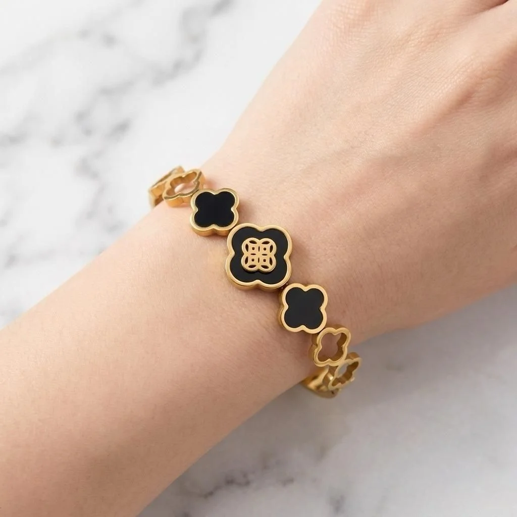 EBH00491 MSJ Stainless Steel Three Flowers Bracelet - EBH