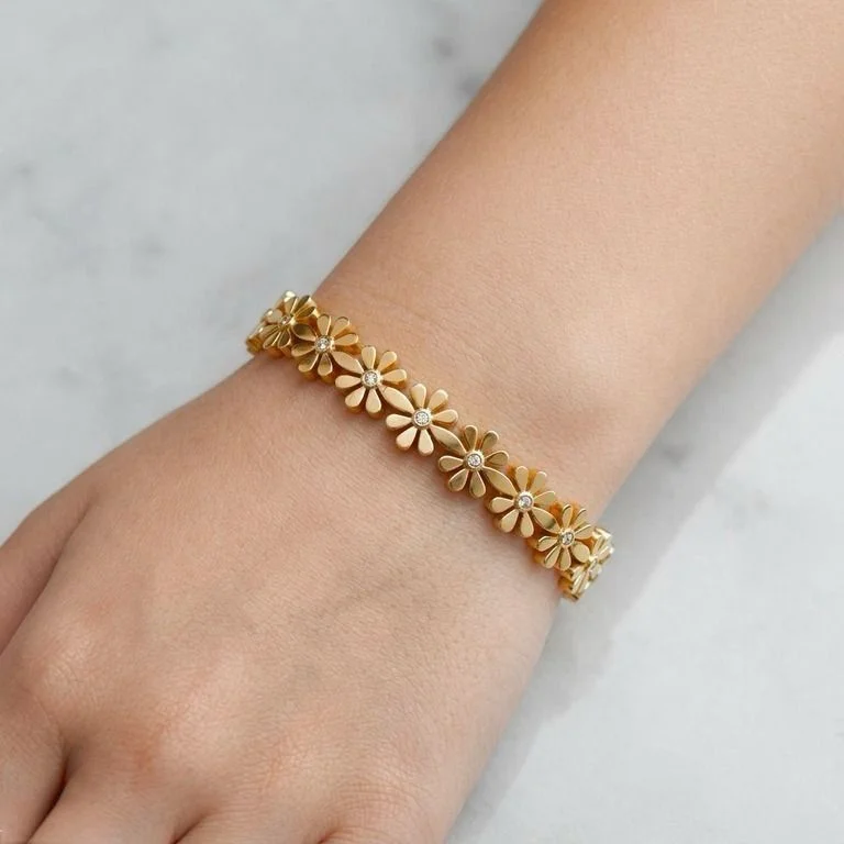 EBH00511 MSS Round Flower Stainless Steel Bracelet - EBH